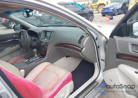 2010 Infiniti G37X z USA, uszkodzony, nr VIN JN1CV6AR8AM254325